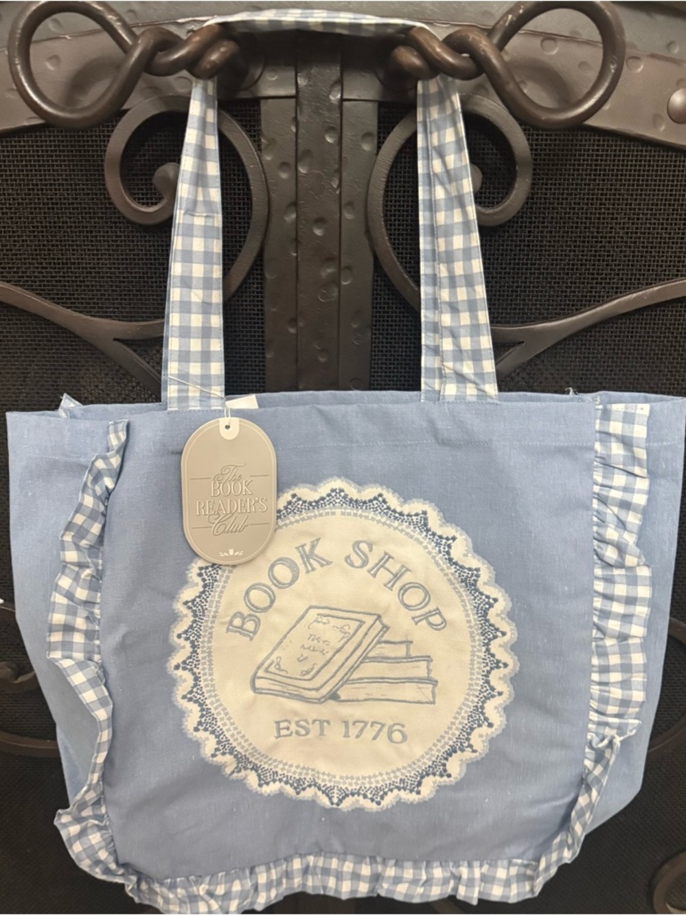 LARGE BLUE TOTE BAG W/GINGHAM RUFFLE & BOOKS “BOOK SHOP EST. 1776” NEW